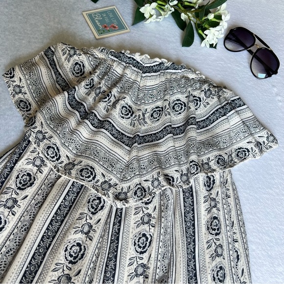 American Eagle Floral Jumpsuit Cold Shoulder Ruffle Hem Ladies Summer Beach - Picture 2 of 14